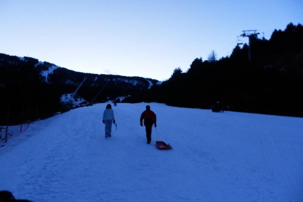 Les Angles: Esqui, Base Nautica, Naturaleza, Bike Park, ... Exteriör bild
